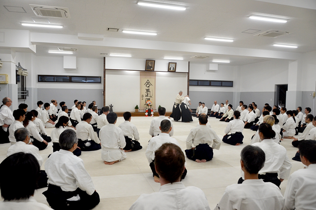 合気会本部道場一般・初心者・女子クラス